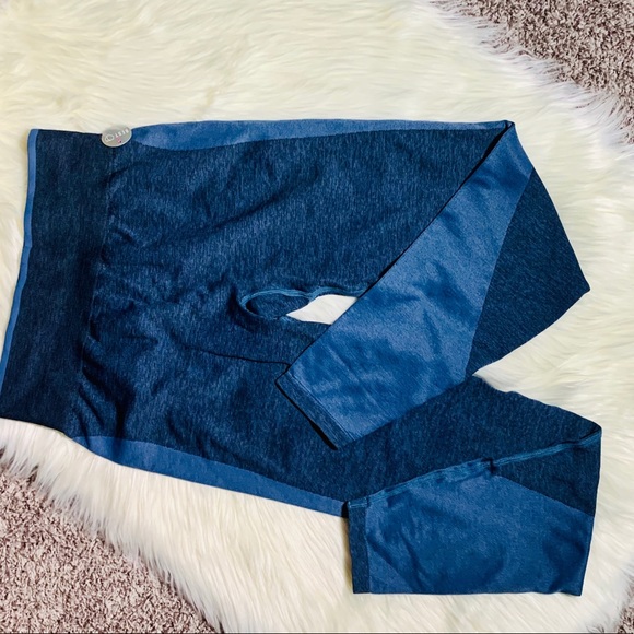 SEAMLESS LEGGINGS BNWT BY PINK - Picture 5 of 5